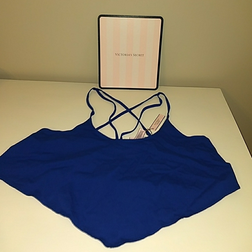 Victoria's Secret crop top size Small Petit